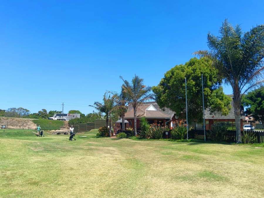 4 Bedroom Property for Sale in Dolphin Creek Golf Estate Western Cape